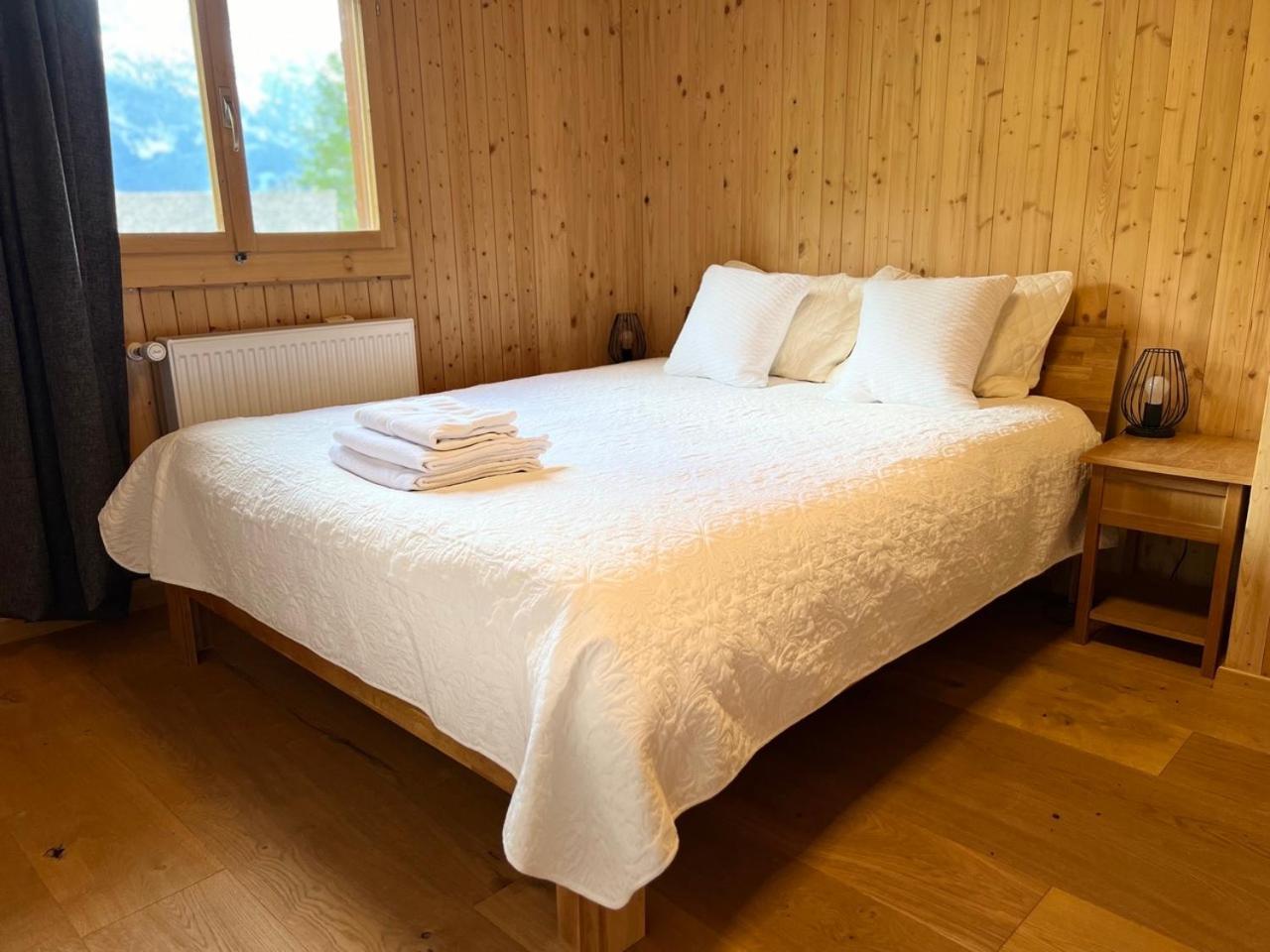 Beautiful Apartment With Stunning View Gsteig Eksteriør billede